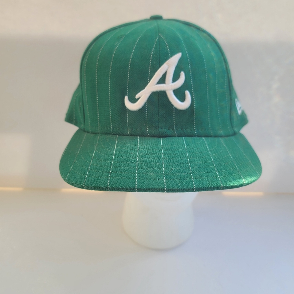 New Era Atlanta Braves Green Fitted Hat size 7.5